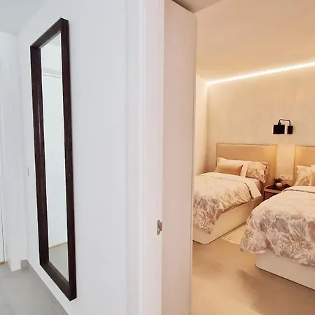 Amazing Sea Views, The Wave Apartman